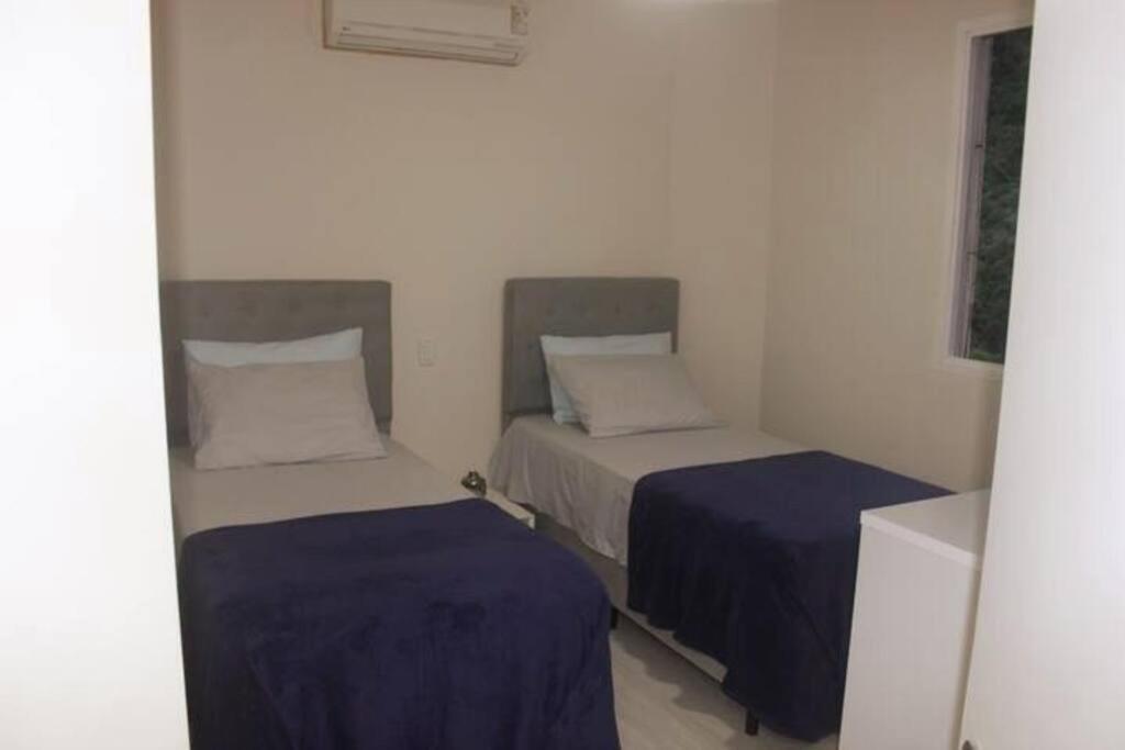 Ap Confortavel Guaruja - Enseada Esterno foto